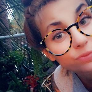 Meet your Posher, Chrystal